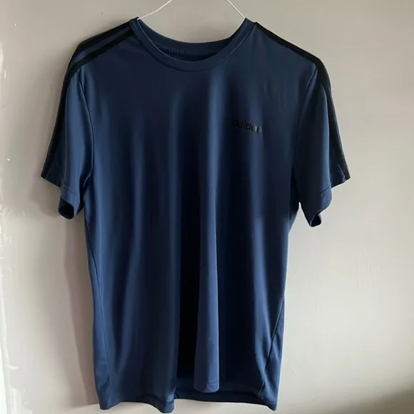 Adidas tee shirt