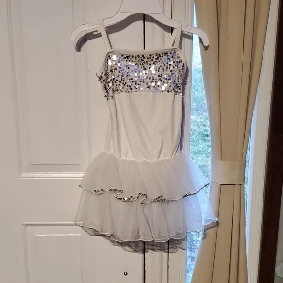 Girls Sequin Tutu dress.  No tag size 8/10