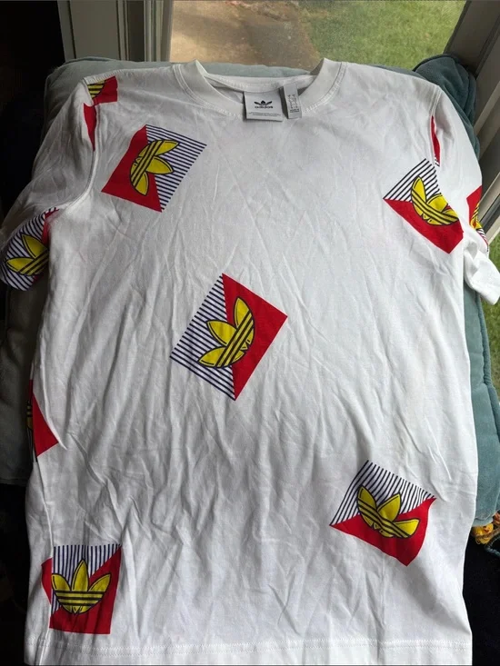 adidas White Short Sleeve Tee with Red and Yellow Trefoil Print NWOT