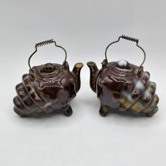Vintage Redware Conch Shell / Teapot Salt & Pepper Shakers, Japan 1950s RARE