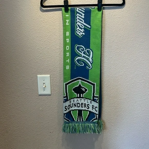 Adidas Seattle Sounders Football Soccer Scarf