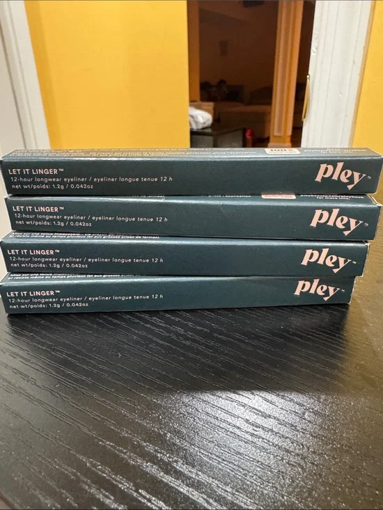 Pley Beauty let it linger eyeliners price  is for 1.