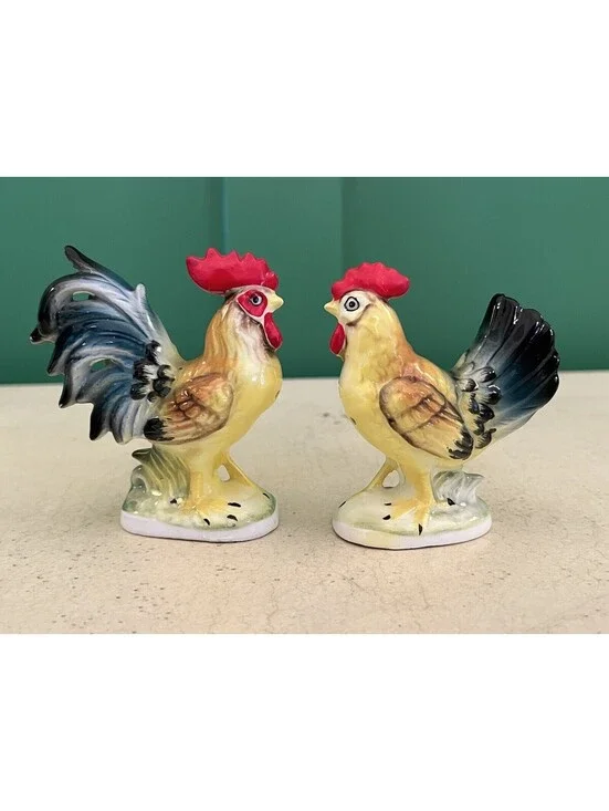 Large Vintage Colorful Rooster/Hen Salt Pepper Shakers