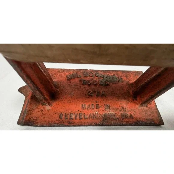 Vintage Miles Craft Tools Cleveland, OH 27A Cement Masonry Edger w/Wood Handle