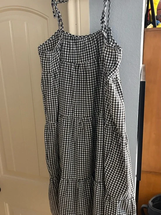 Girls Black and White Gingham Tiered Sundress. From Amazon, in great shape