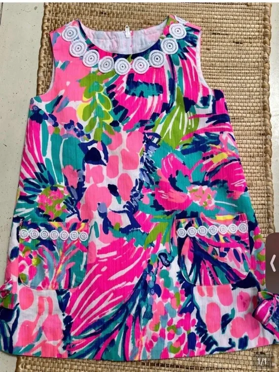 Lilly Pulitzer Pink, Navy & Green Tropical Floral Shift Dress