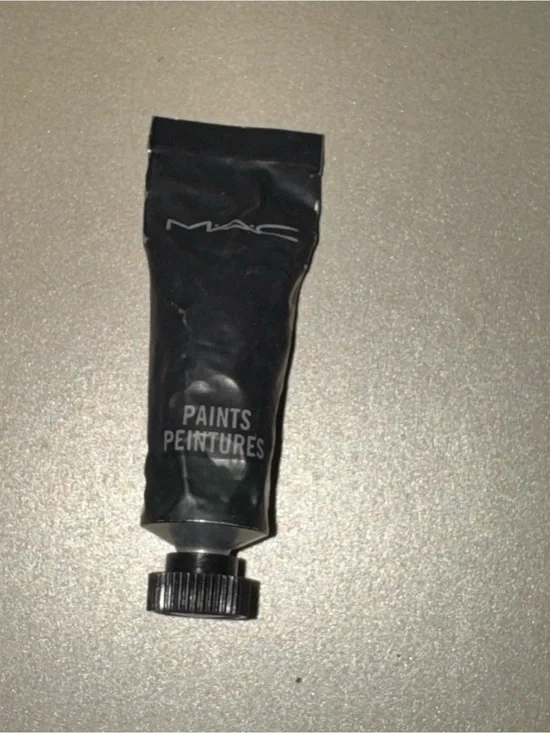 MAC Paints Peintures ~Graphito
