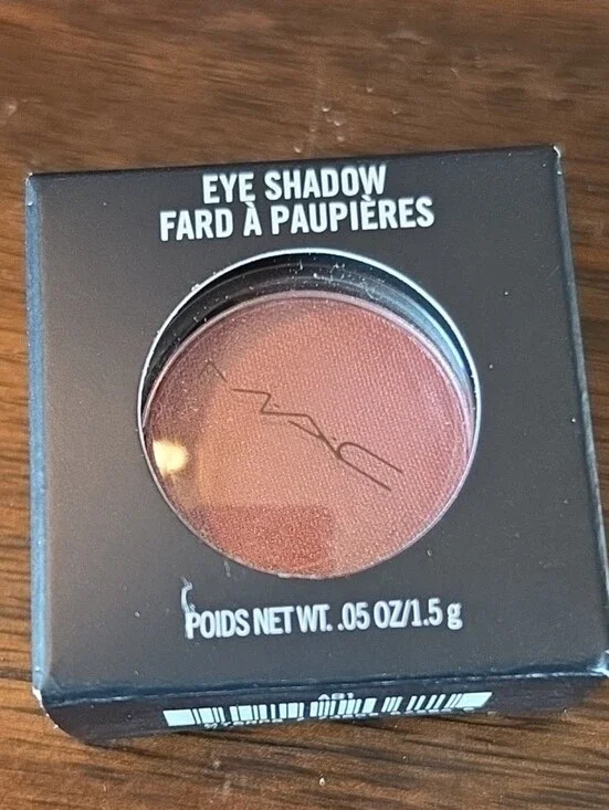 MAC Cosmetics Single Eyeshadow — Libra Frost