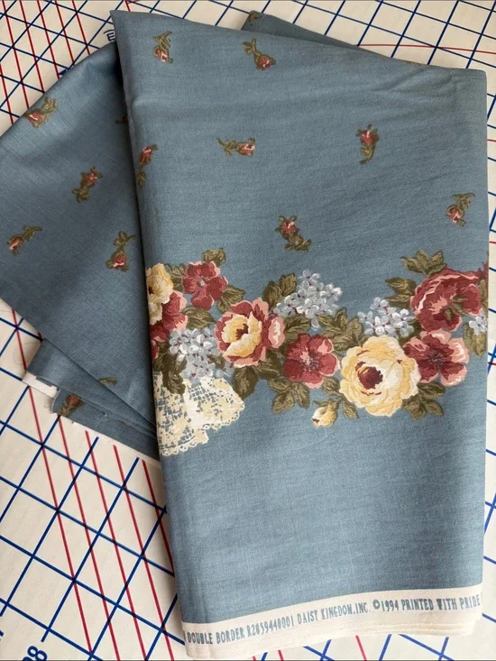 Vintage 1994 Daisy Kingdom Rosebuds & Lace Double Border Fabric 1 2/3 Yds Blue