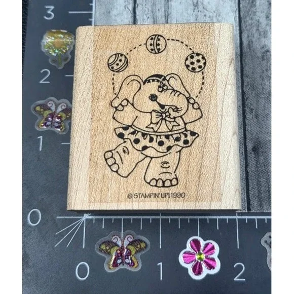 Stampin' Up! Juggling Balls Elephant Tutu Circus 1990 Rubber Stamp Wood #G29