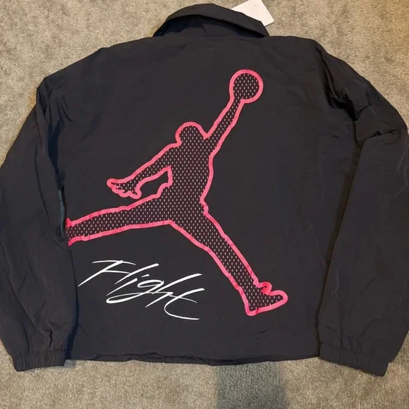 Jordan Flight Kids Black Water Resistant Coaches Jacket Red Jumpman Large NWT