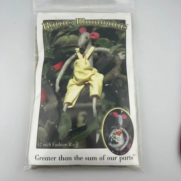 Rattus‎ Illuminatus Fashion Rat Kit 2004 Sealed DIY Felt Doll Kit Creepy Cute