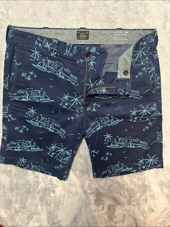 J. Crew menNavy Shorts stretch chino with Nautical Island Print S005