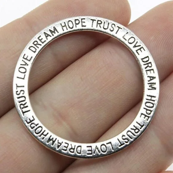 Affirmations Dream Hope Trust Love Silver Round Ring Link Circle Pendant 1 pc