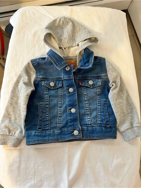 Levi’s Baby Boys Hooded Trucker Jacket/Denim-Gray Snap Front/Size 18 M/Like New!