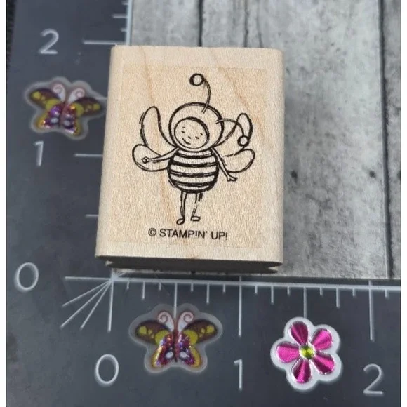 Stampin' Up! Lady Bee Striped Bug Wings Rubber Stamp Wood #M73