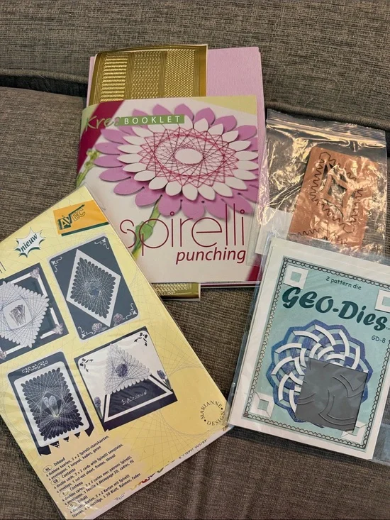 Spirelli Punching & Geo-Dies Craft Pattern booklet and kit, Geo-dies