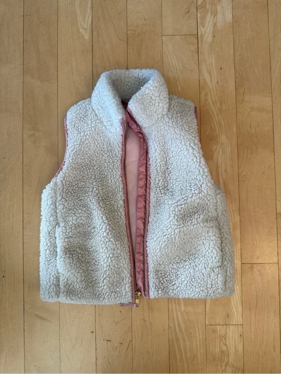 Soft White Sherpa Vest - XS