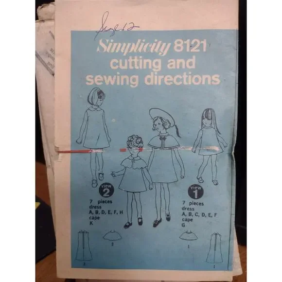 Vintage Simplicity Pattern 8121‎ Girls/Child Dresses (1968)