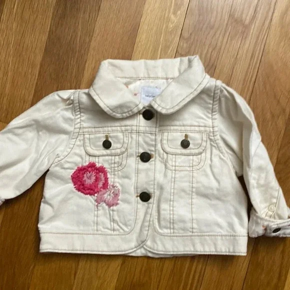 Baby Gap Embroidered Floral Cream Jean Jacket Size 6-12M