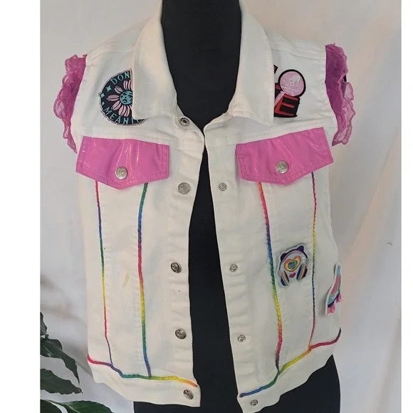 JoJo Siwa JoJo's Closet Girls White Denim Vest Rainbow Patches Ruffle XL 14/16
