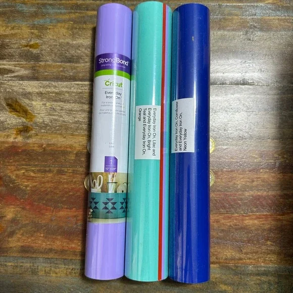 Cricut Everyday Iron-On Vinyl Bundle Lilac Bright Teal Cornflower 12x24 HTV 3pk