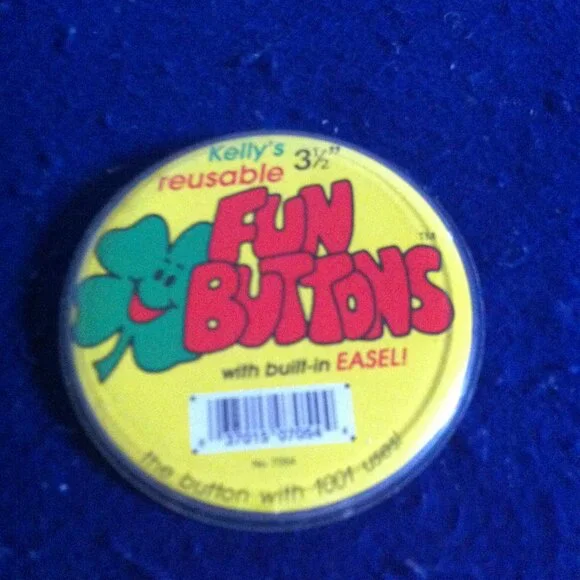 Kelly's Fun Buttons with build in easel  New