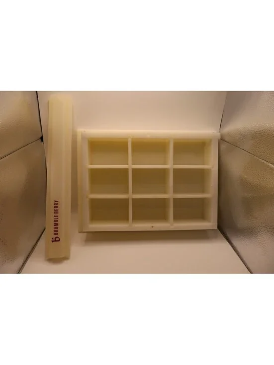 Bramble Berry Silicone Soap Mold & 8 Cavities soap mold