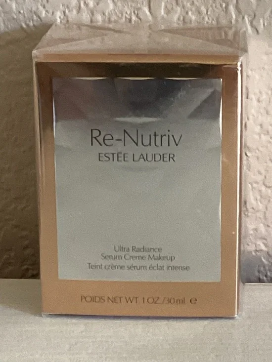 RE-NUTRIV Foundation ULTRA RADIANCE SERUM CREME MAKEUP FOUNDATION 3N1 Ivory Bei