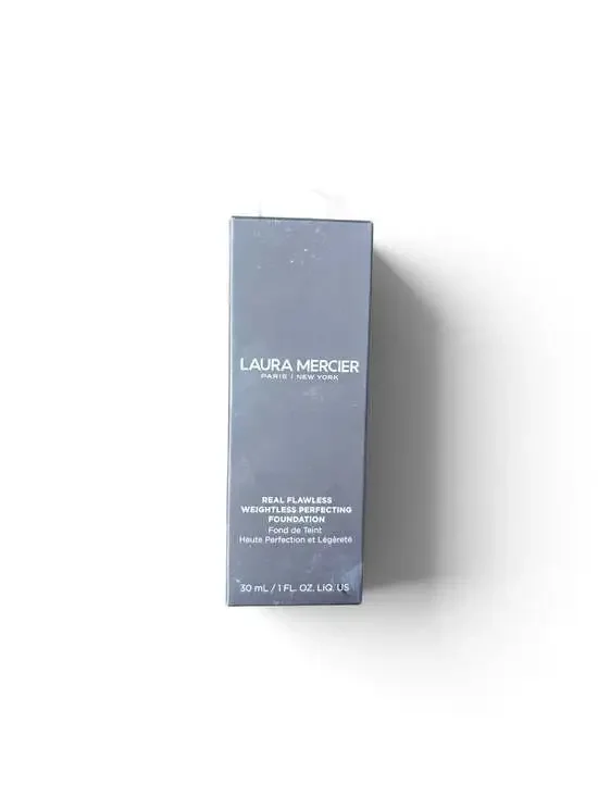 Laura Mercier Real Flawless Weightless Perfecting Foundation - 1W1 Cashmere