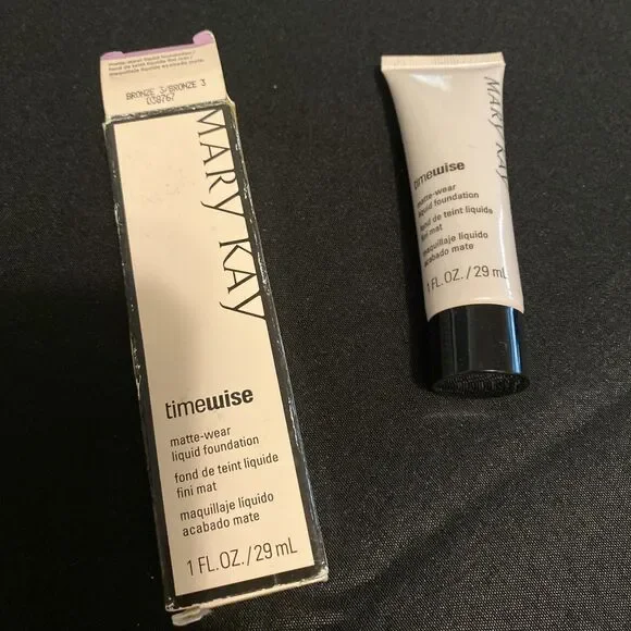 Mary Kay Timewise Matte Wear Liquid Foundation - Bronze # 3