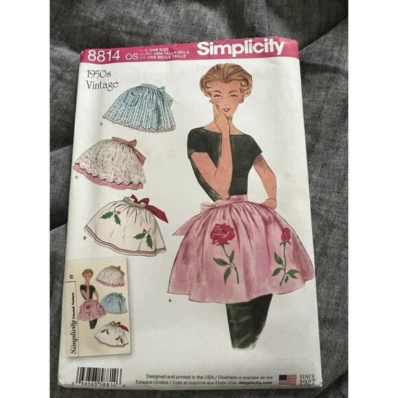 1950's Vintage Aprons Sewing Pattern with 4 Variations~Simplicity 8814 new