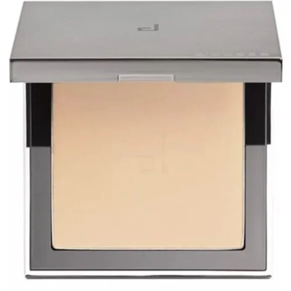 Doucce Cache Cream Powder Foundation in Color NL1 NWOB