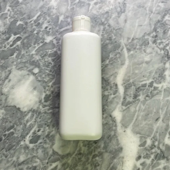 New Clinique Beyond‎ Perfecting Foundation Linen