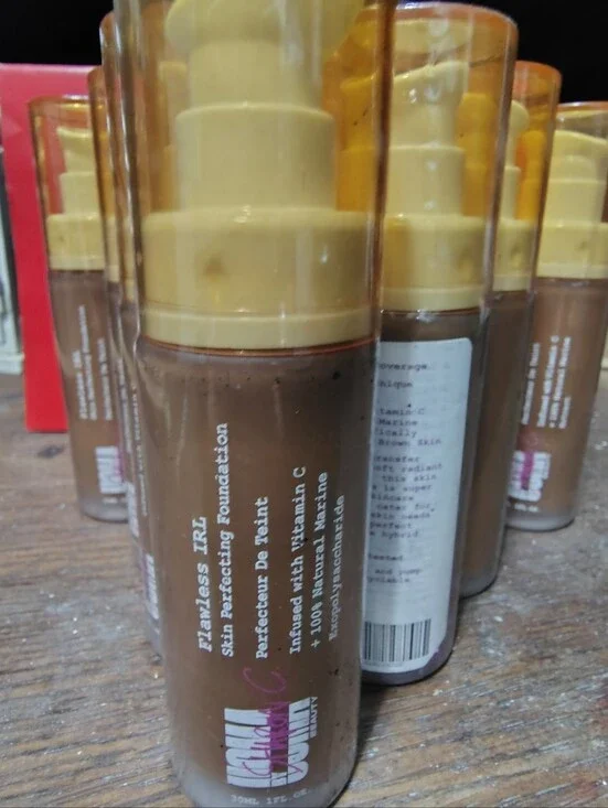 UOMA by Sharon C Flawless IRL Skin Perfecting Foundation Brown Sugar T5 1oz NEW