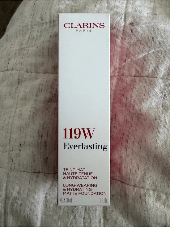 Clarins Everlasting 119W Matte Foundation NWB