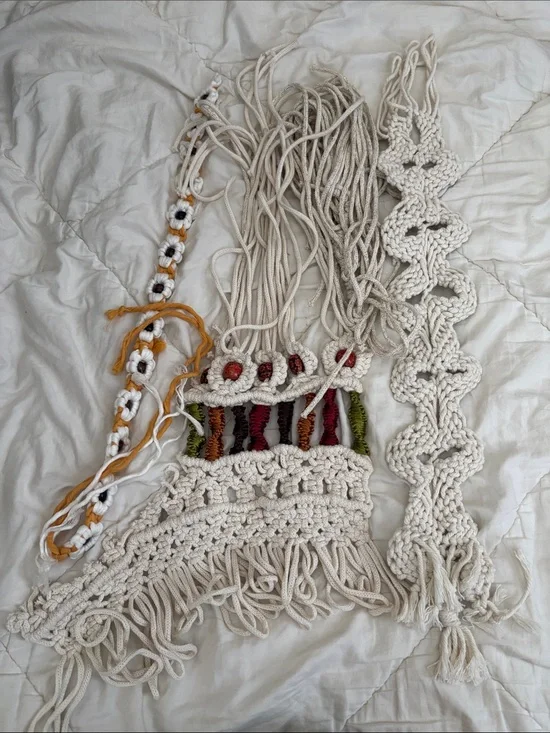 Bundle of incomplete tapestry projects