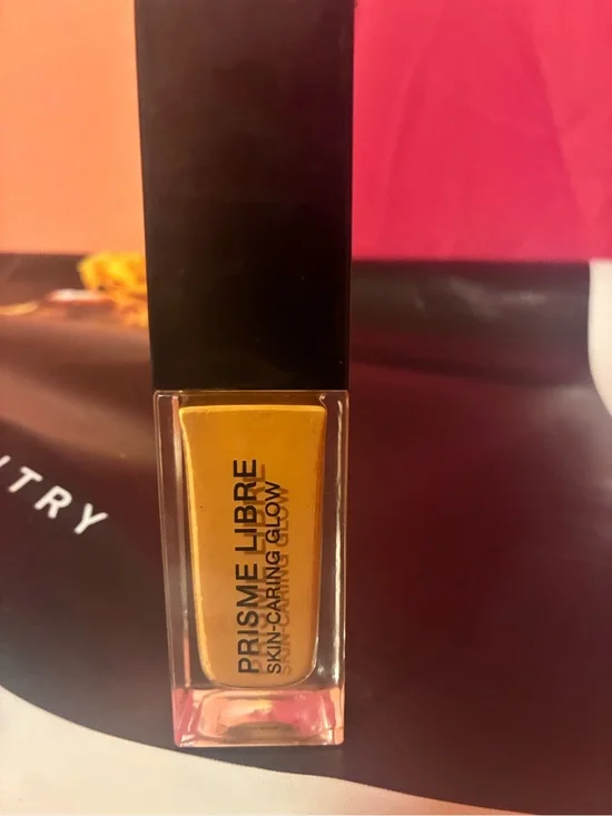 Givenchy Bold Yellow Liquid Lip Color