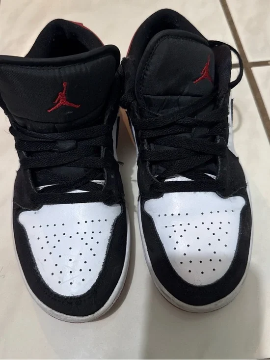 Jordan men  Black, White & Red High-Top Sneakers