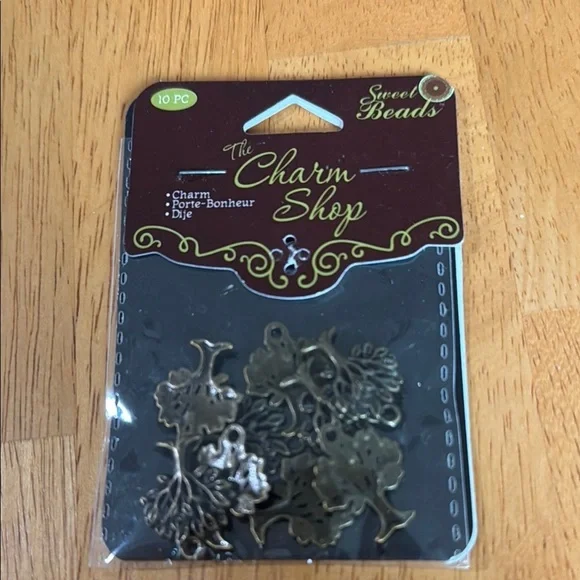 Sweet Tree Charms Set