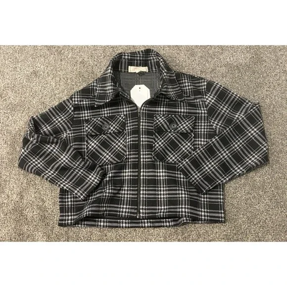 Girls Jacket Black and White Size Small NWT A3