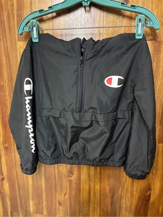Champion Kids Black Windbreaker Pullover with Logo (S)