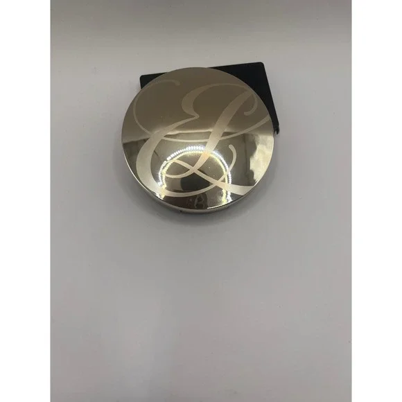 Estee Lauder Double Wear Stay-in-Place Matte Powder Foundation 2C1 Pure Beige