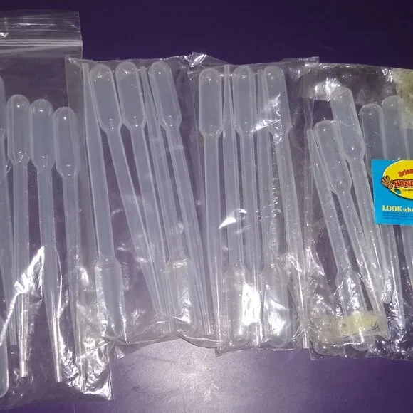 Super Safe Plastic Eyedroppers Set of 25 New ( different size)
