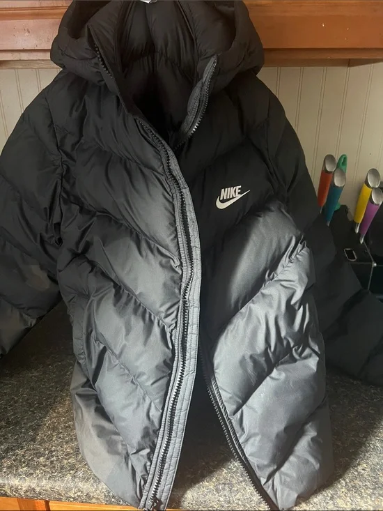 Nike Black Quilted Hooded Puffer Jacket