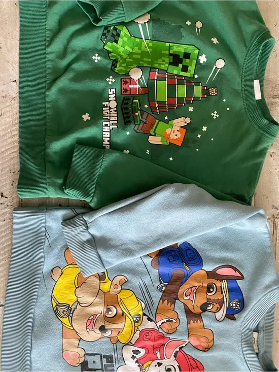 Green Minecraft Kids Sweatshirt with Creeper & Holiday Tree