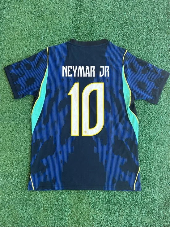 Neymar Jr Brazil 2026 Away Jersey — Size L