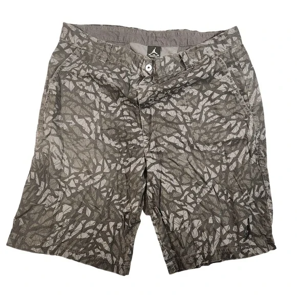 Nike Air Jordan Chino Shorts Mens 38‎ Gray Fragmented Elephant Print 612945-010