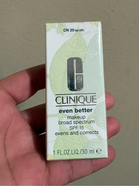 Clinique Even Better Makeup SPF 15 - CN 20 Fair (VF) Brand New Factory Sealed.