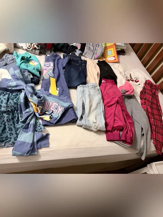 Girls 7/8 Mixed group, jeans, sweatshirts, PJ’s and more!